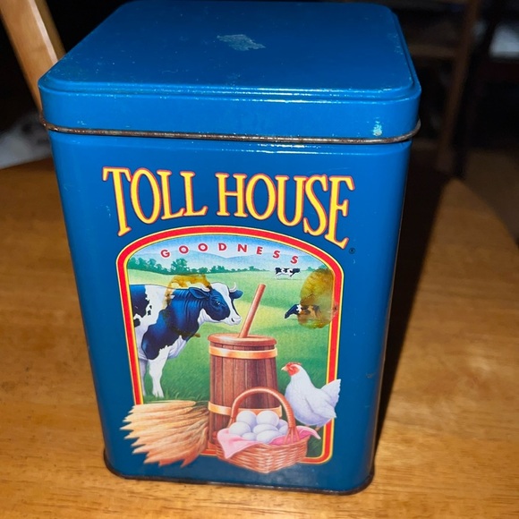 Vintage Nestle Toll House Tin - Picture 2 of 5